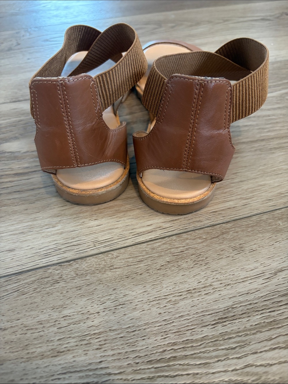 Women’s Brown Strappy Flat Sorel Sandals-Size 10 - Picture 2 of 2